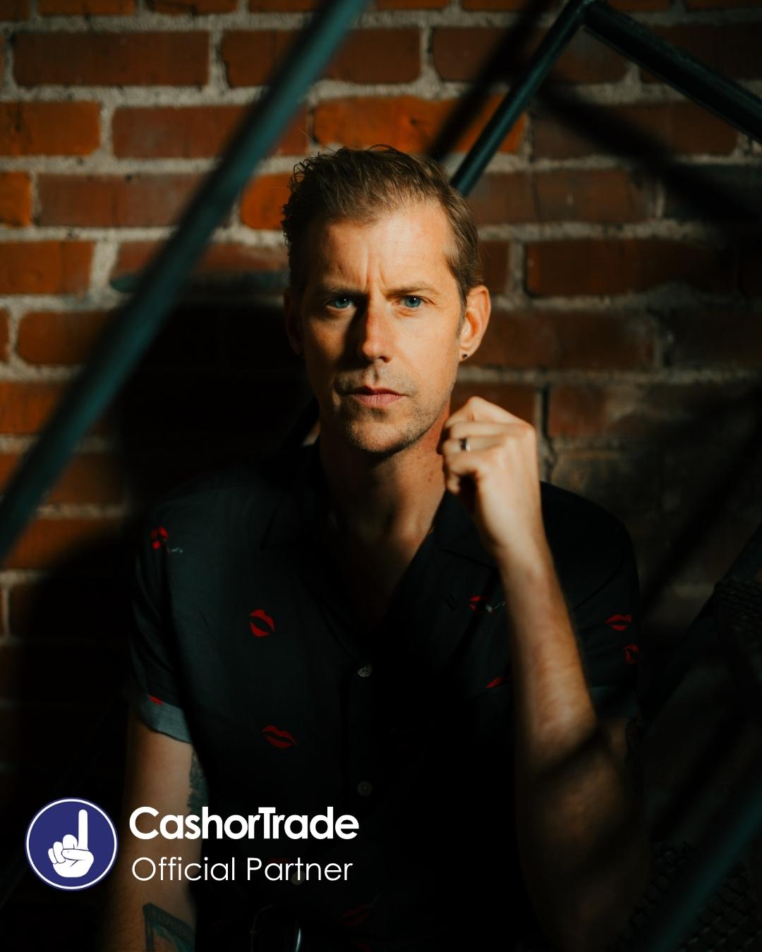 Andrew McMahon partners with CashorTrade